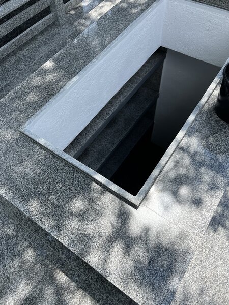 Muncitori calificati - constructii funerare