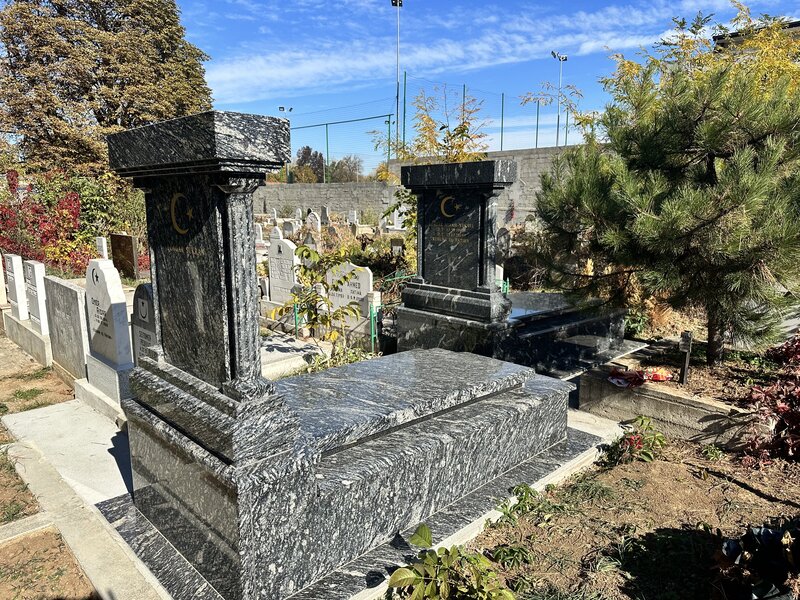 Muncitori calificati - constructii funerare